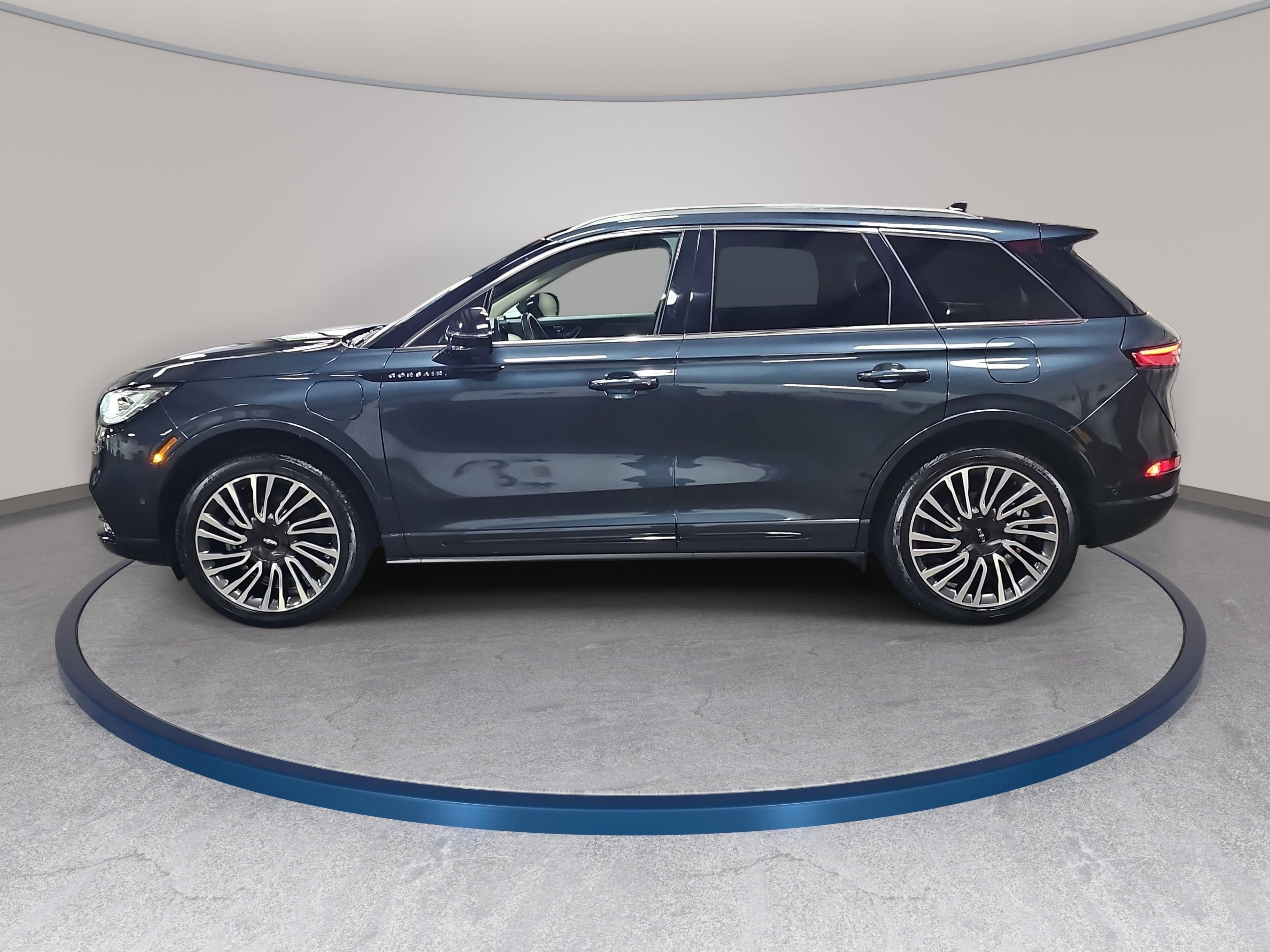 Used 2022 Lincoln Corsair Grand Touring w/ Elements Technology Bundle AWD/4WD image 8