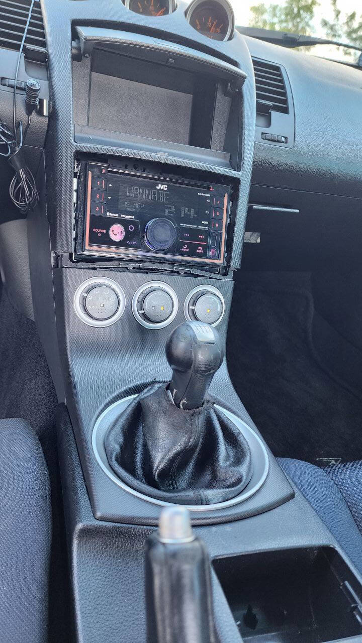 Used 2003 Nissan 350Z Enthusiast image 23