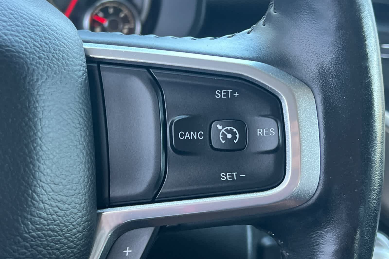 Used 2020 RAM 1500 Laramie RWD image 29