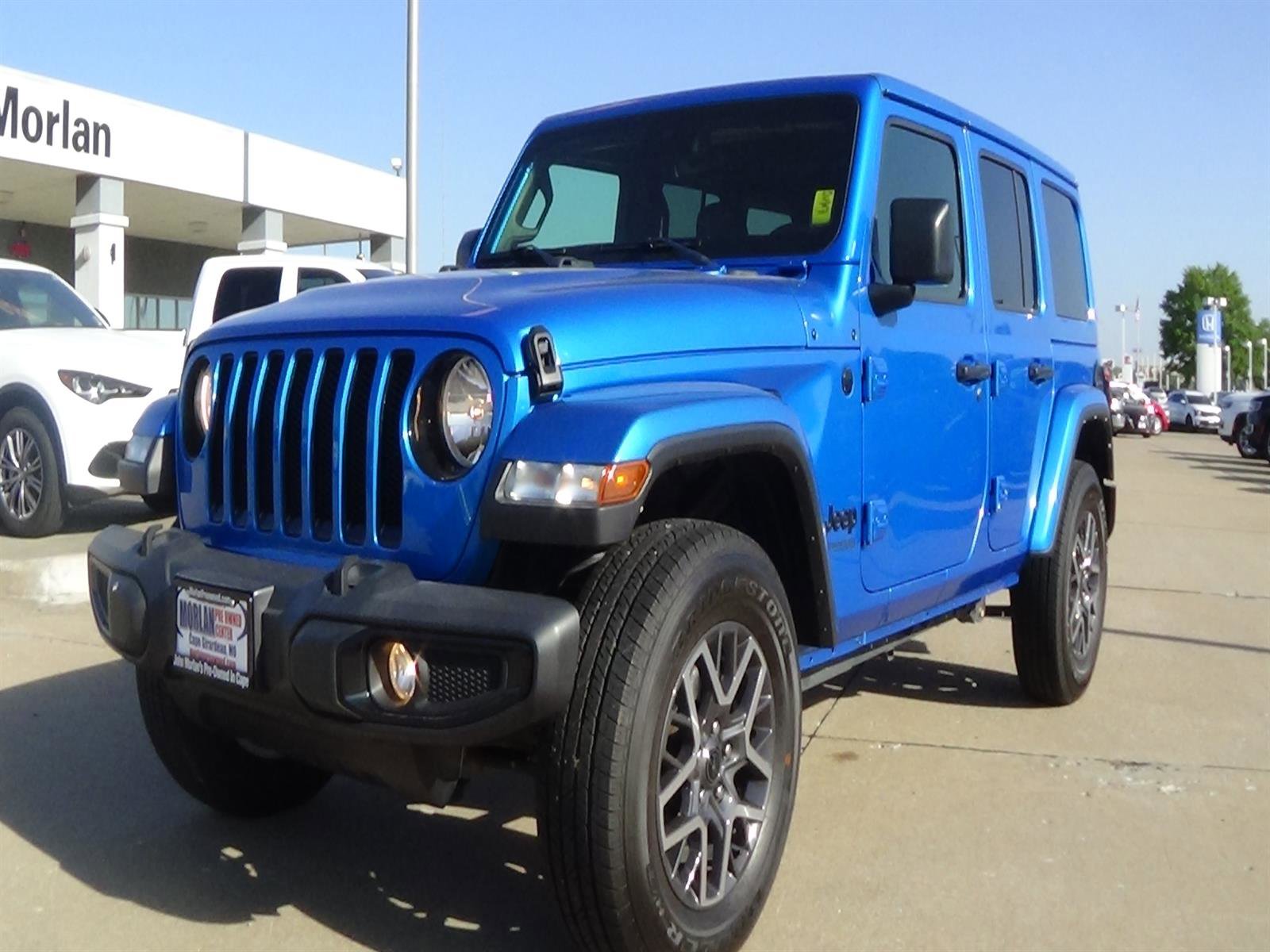 Certified 2021 Jeep Wrangler Unlimited Sahara AWD/4WD image 2