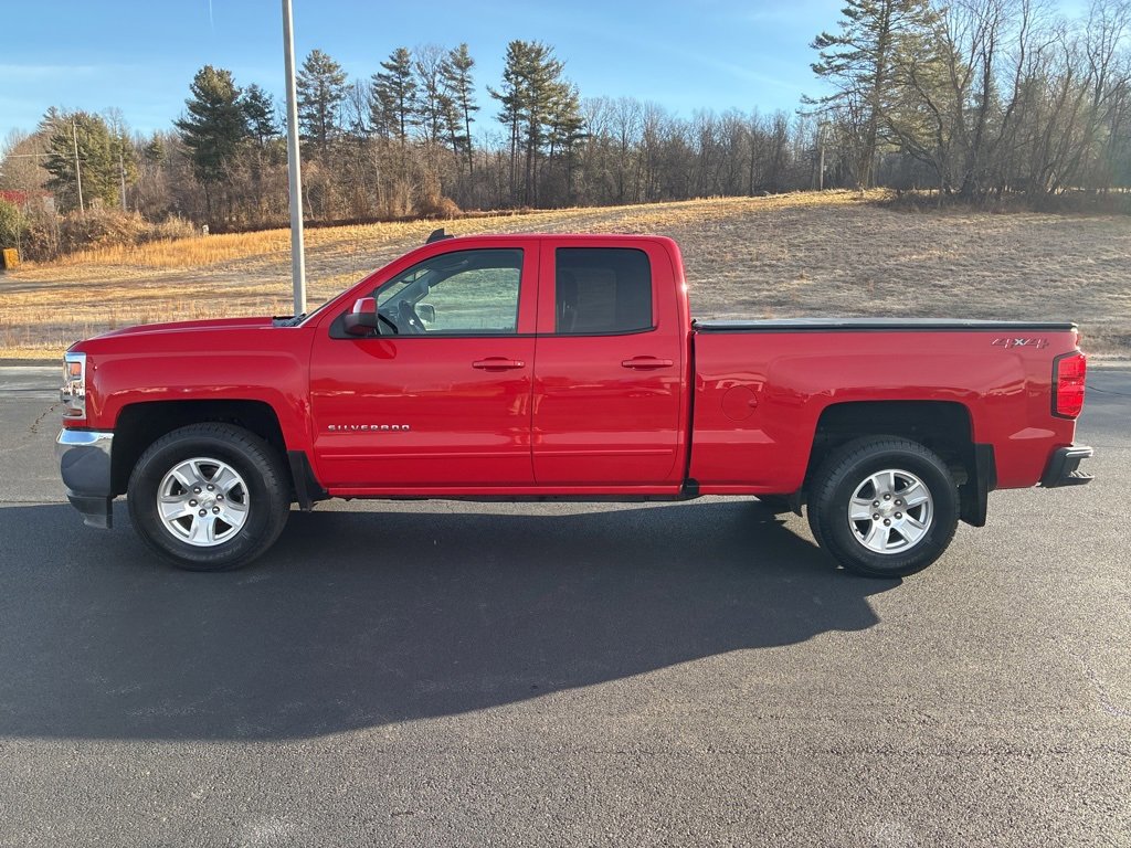 Used 2018 Chevrolet Silverado 1500 LT w/ All Star Edition image 4