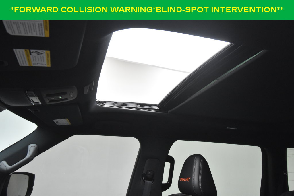 Used 2026 Nissan Armada PRO-4X AWD/4WD image 12