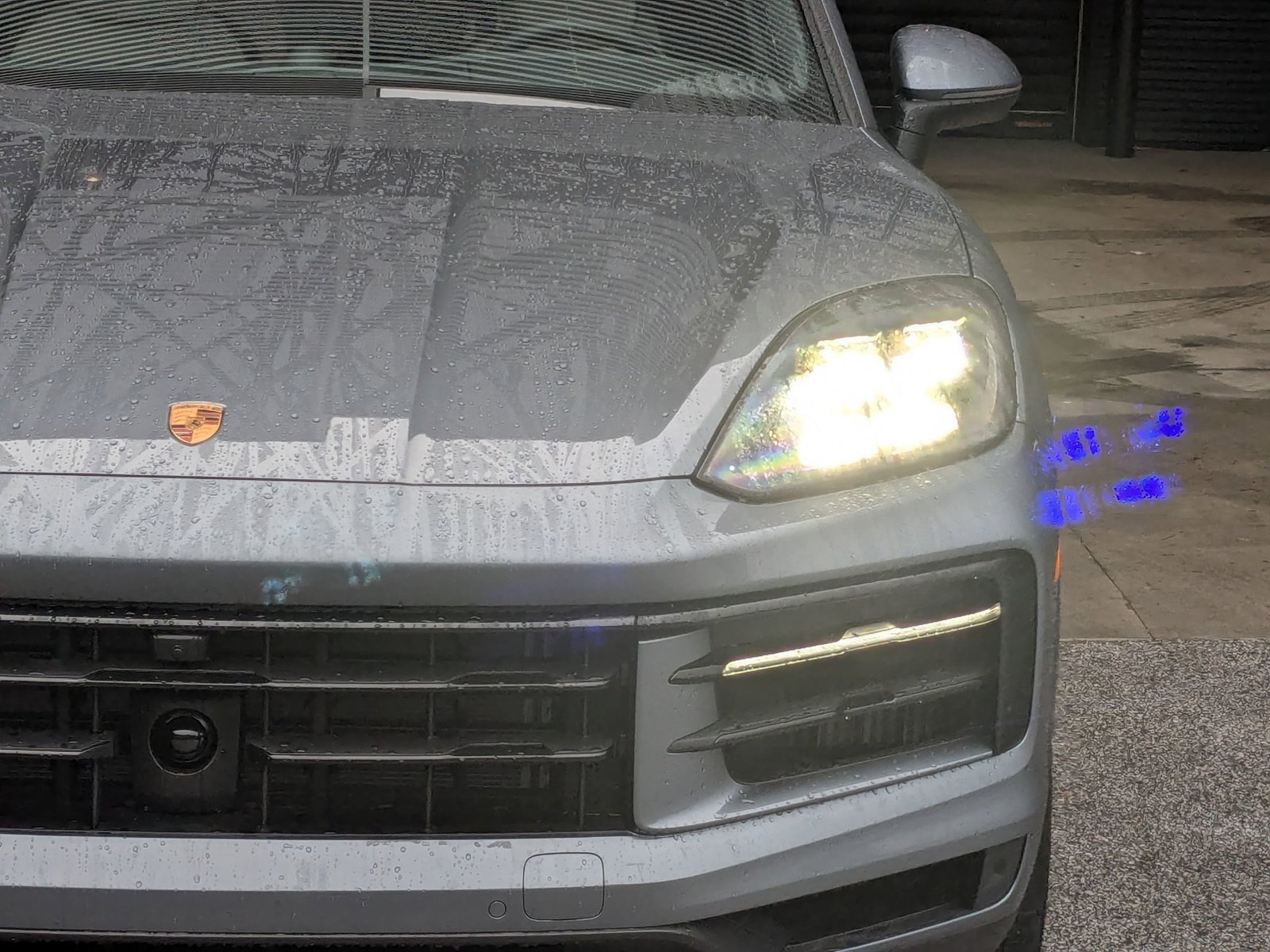 New 2026 Porsche Cayenne Coupe AWD/4WD image 12