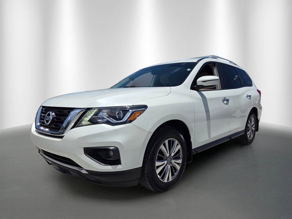 Used 2019 Nissan Pathfinder SV w/ Cargo Package FWD image 7