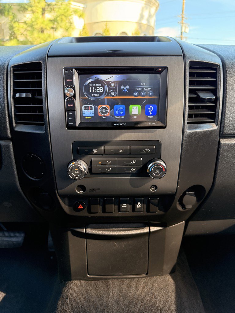 Used 2012 Nissan Titan SV image 29