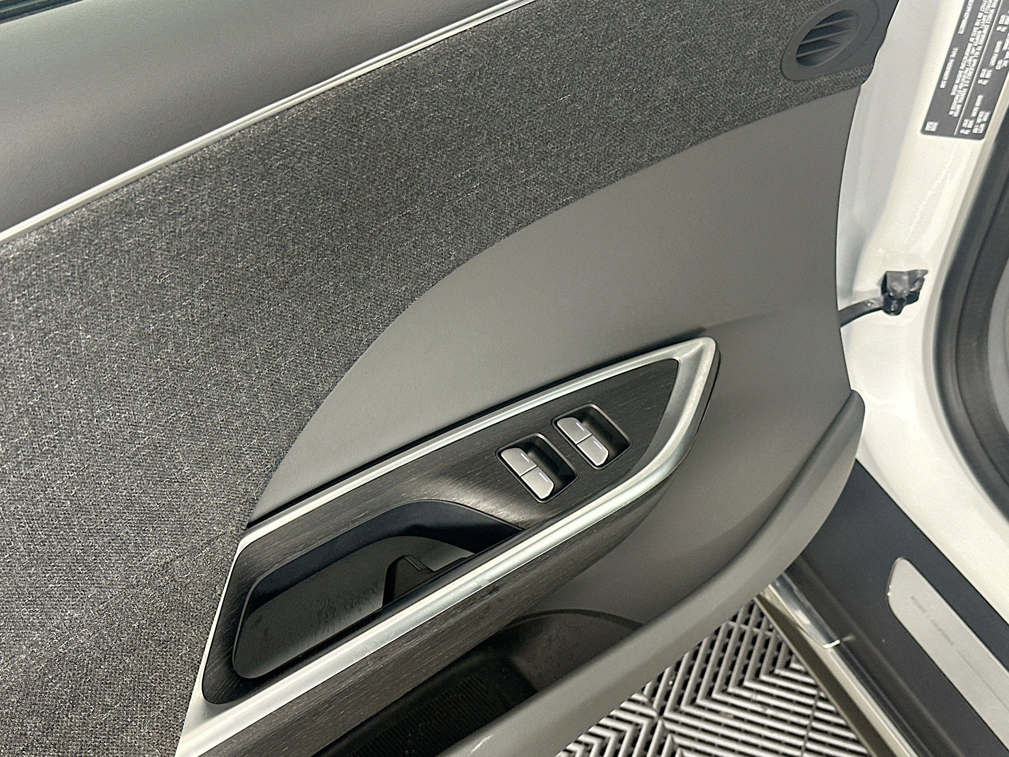 Used 2023 Lucid Air Pure AWD/4WD image 15