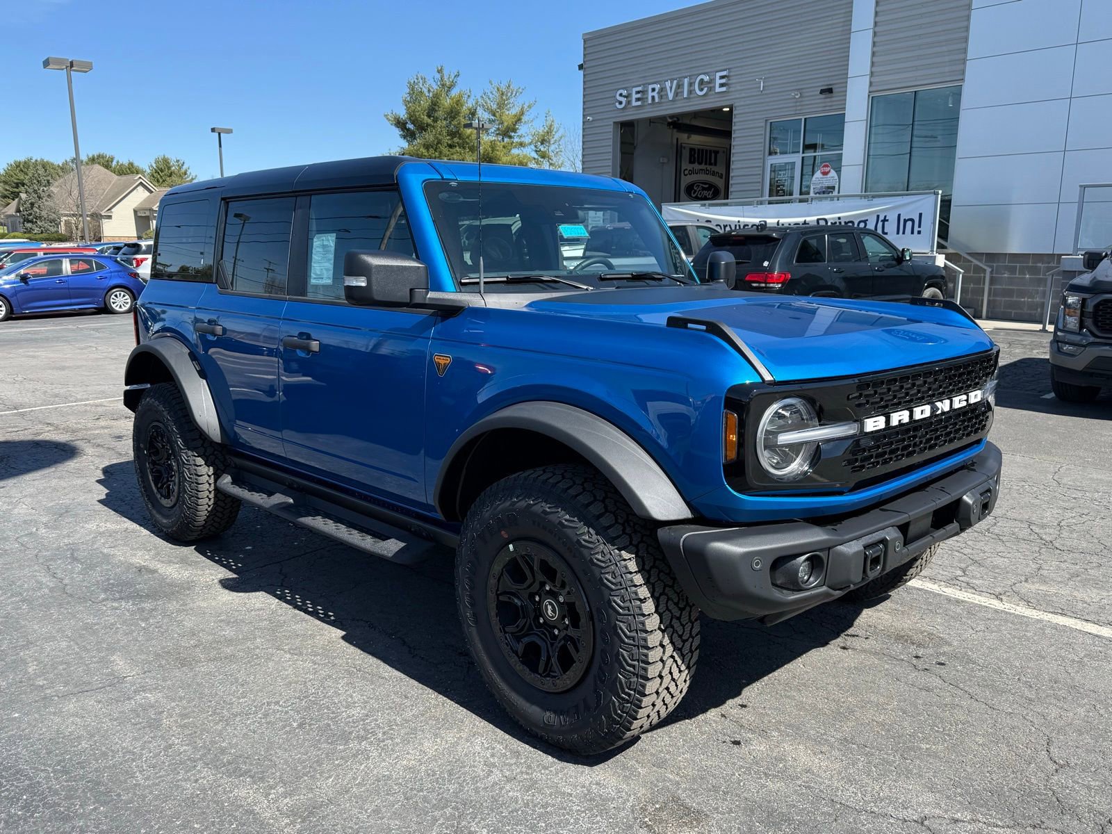 New 2025 Ford Bronco Badlands image 14