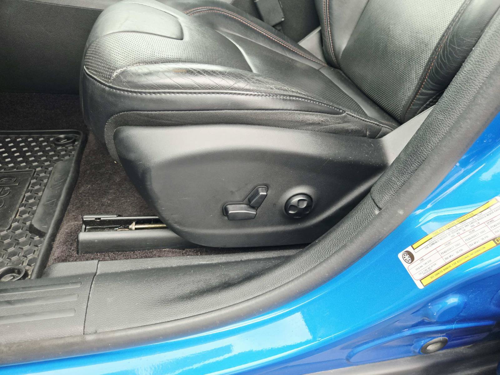 Used 2019 Jeep Cherokee Trailhawk AWD/4WD image 41