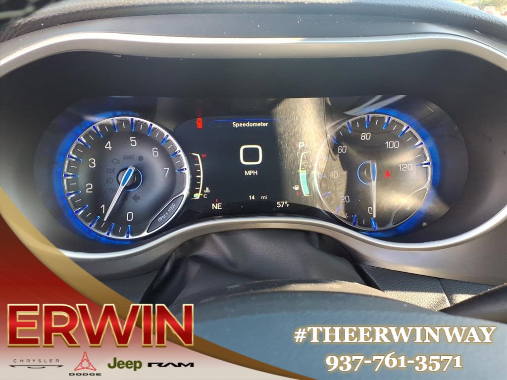 New 2026 Chrysler Pacifica Select image 14