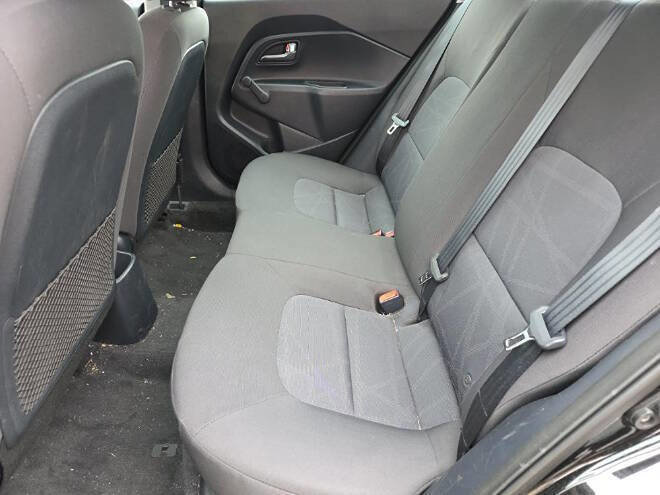 Used 2017 Kia Rio LX image 7