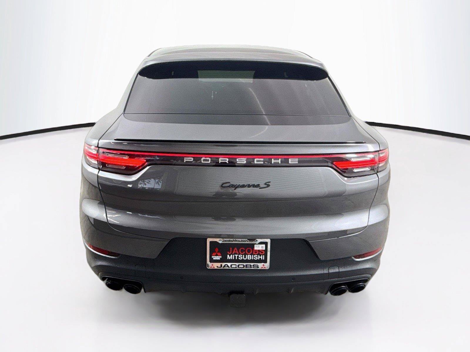 Used 2020 Porsche Cayenne AWD/4WD image 4