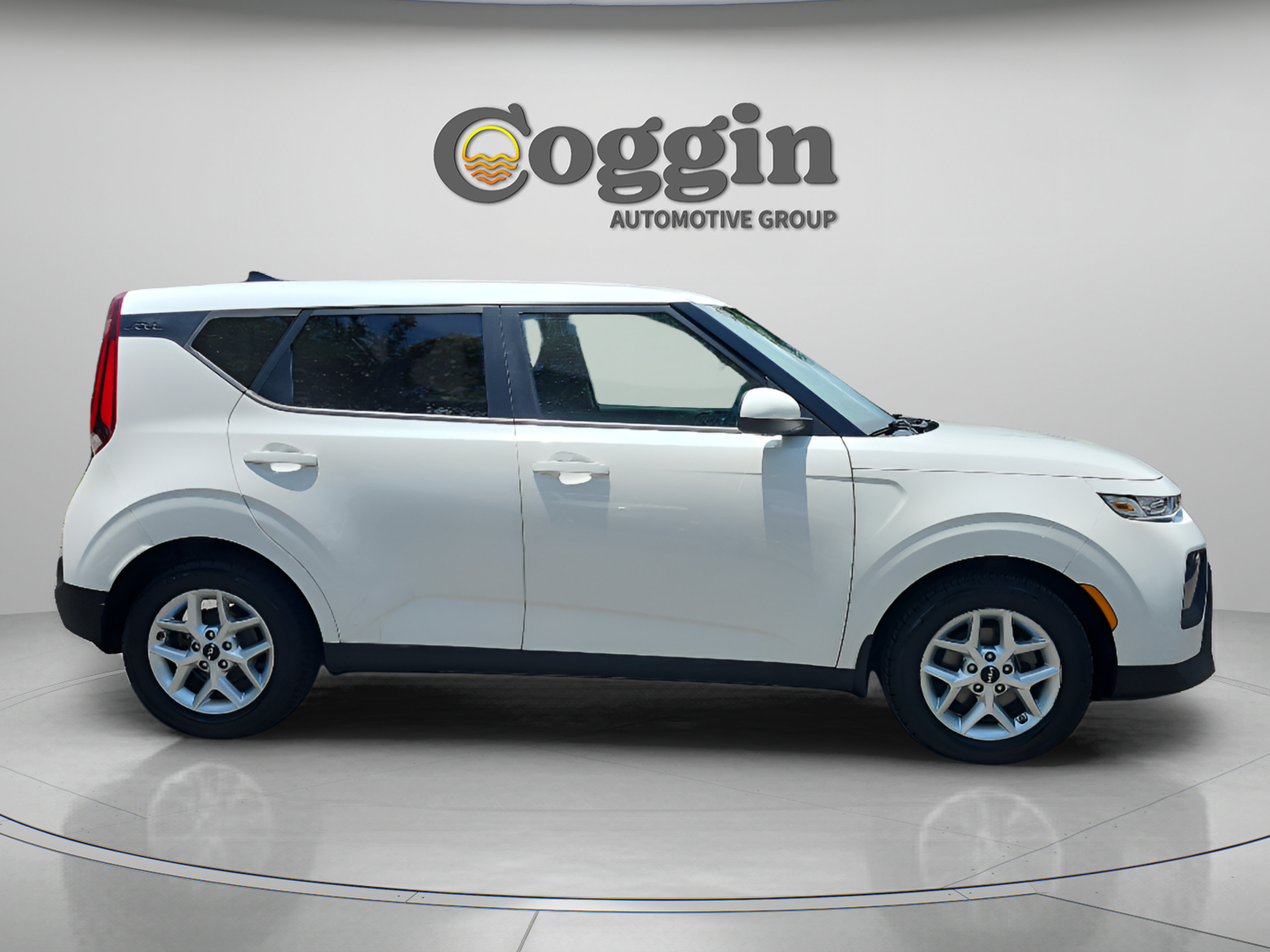 Used 2022 Kia Soul LX w/ Technology Package FWD image 6
