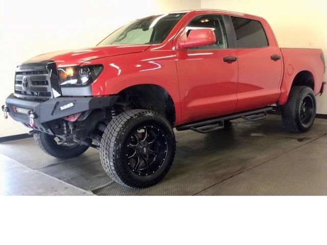 Used 2012 Toyota Tundra 4x4 CrewMax w/ Tow Pkg image 3