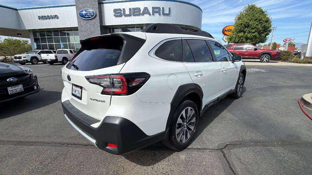 Used 2024 Subaru Outback Limited AWD/4WD image 4