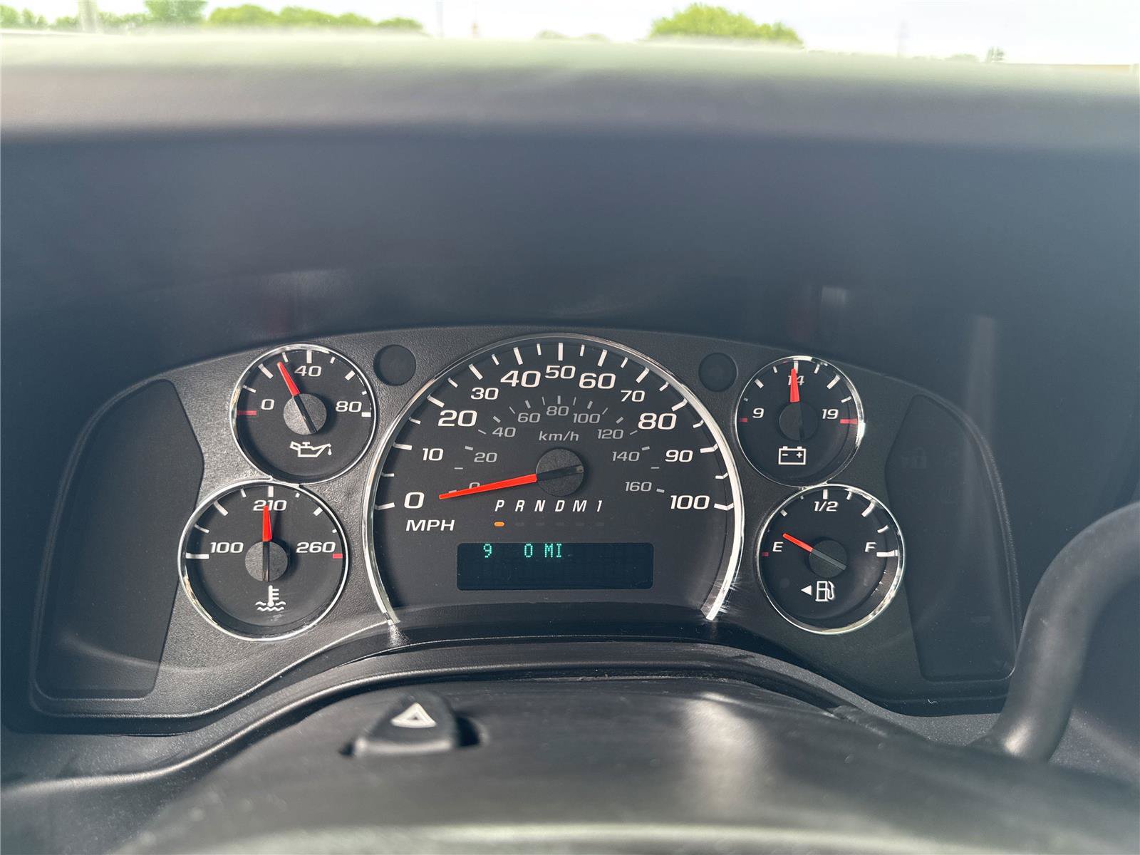 Used 2014 Chevrolet Express 3500 RWD image 17