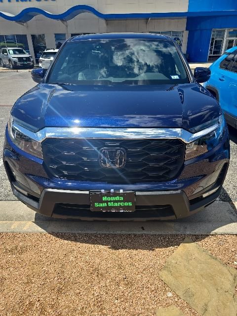 Used 2025 Honda Passport EX-L image 2