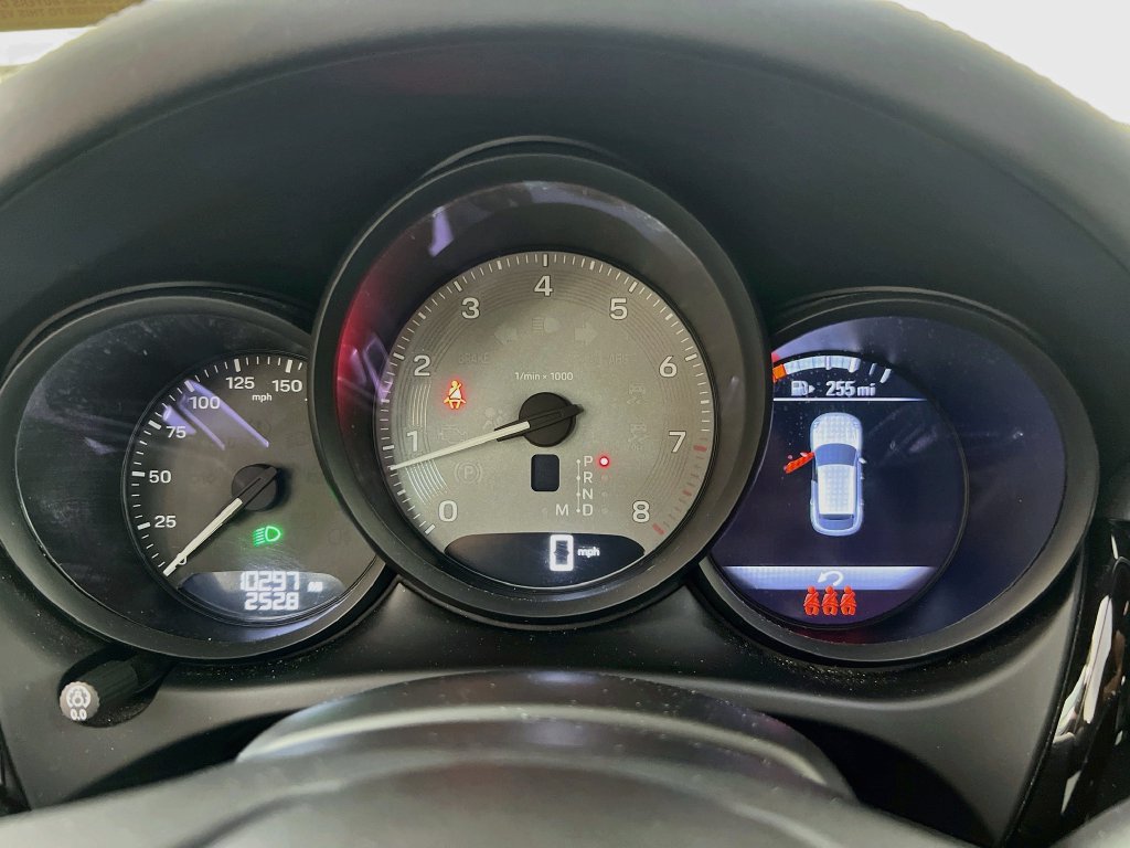 Certified 2024 Porsche Macan S AWD/4WD image 13