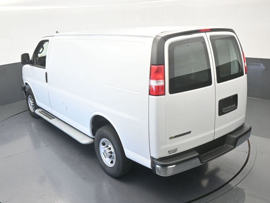 Used 2024 Chevrolet Express 2500 w/ Driver Convenience Package image 41