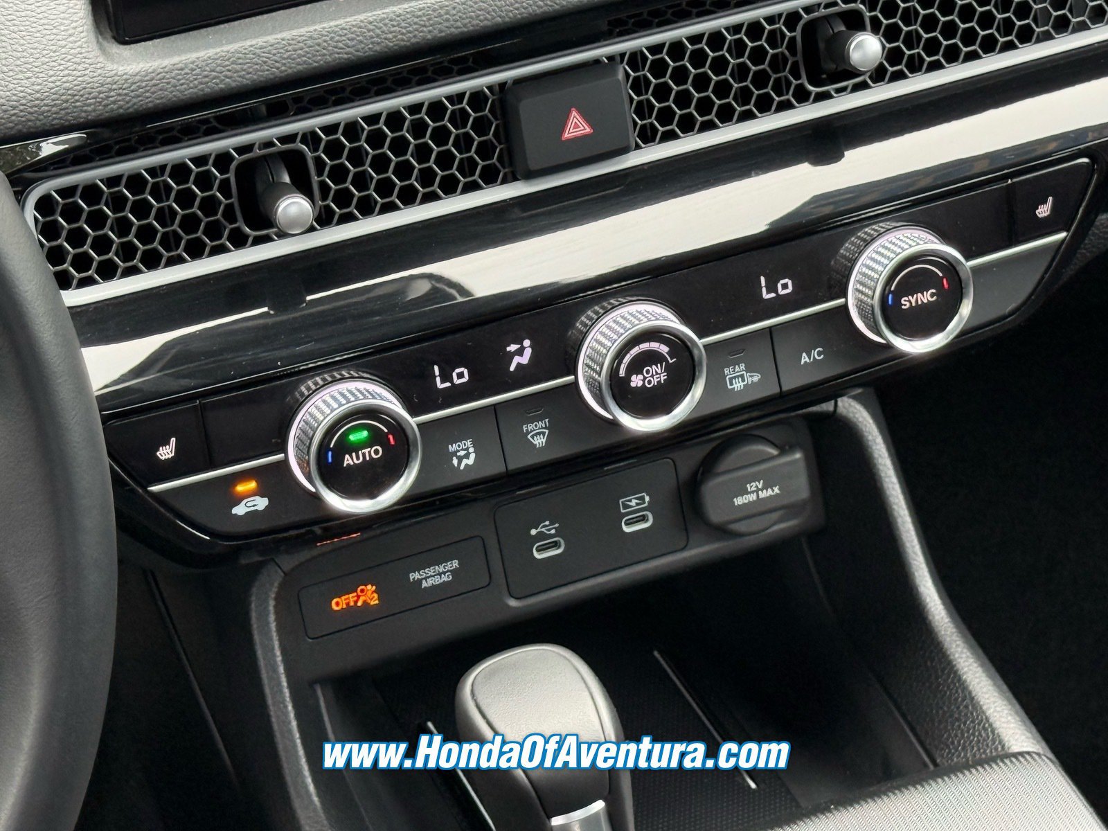 Certified 2025 Honda Civic Sport image 21