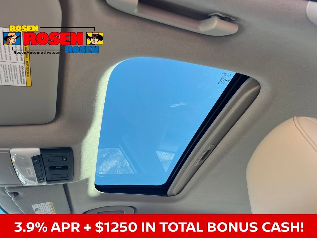 New 2025 Nissan Sentra SV w/ SV Premium Package image 14