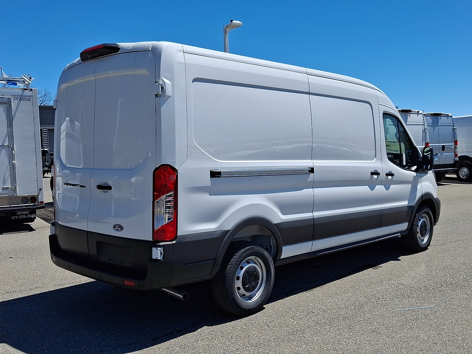 New 2026 Ford Transit 250 148 Medium Roof RWD image 4