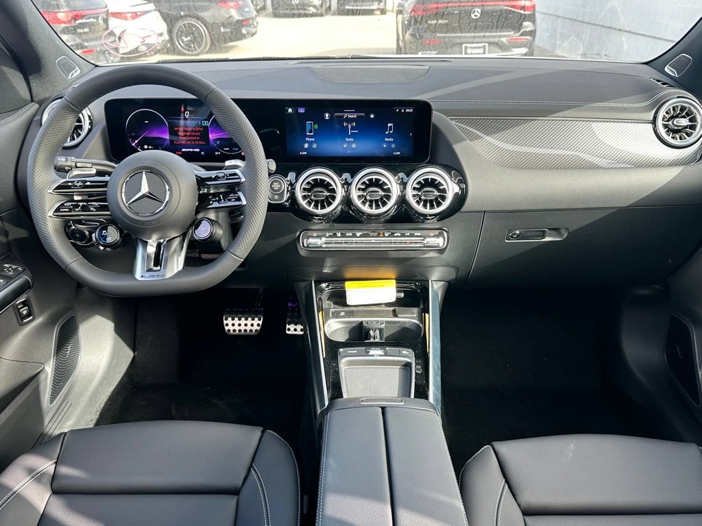 New 2025 Mercedes-Benz GLA 35 AMG 4MATIC image 32