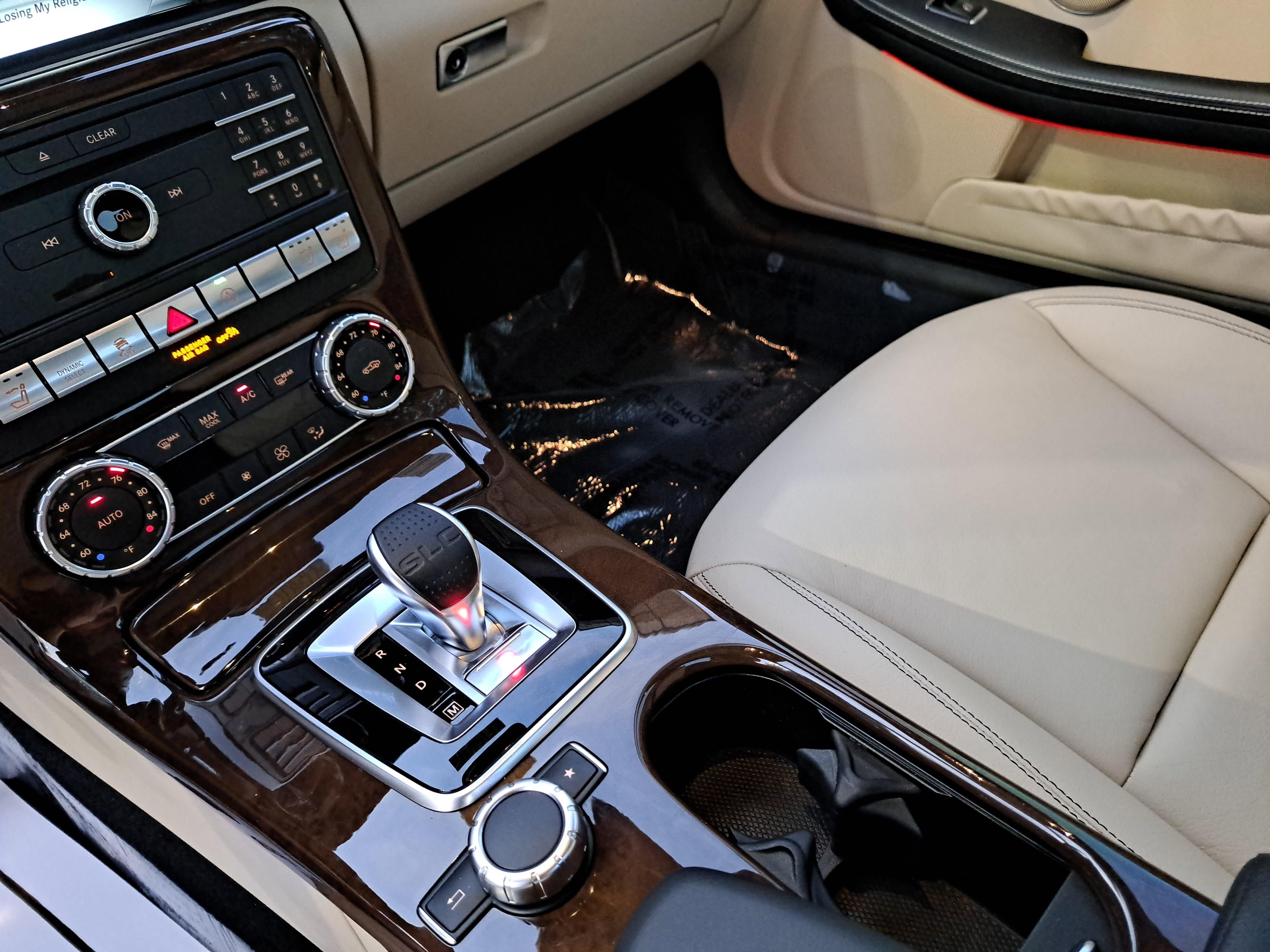 Used 2019 Mercedes-Benz SLC 300 image 25