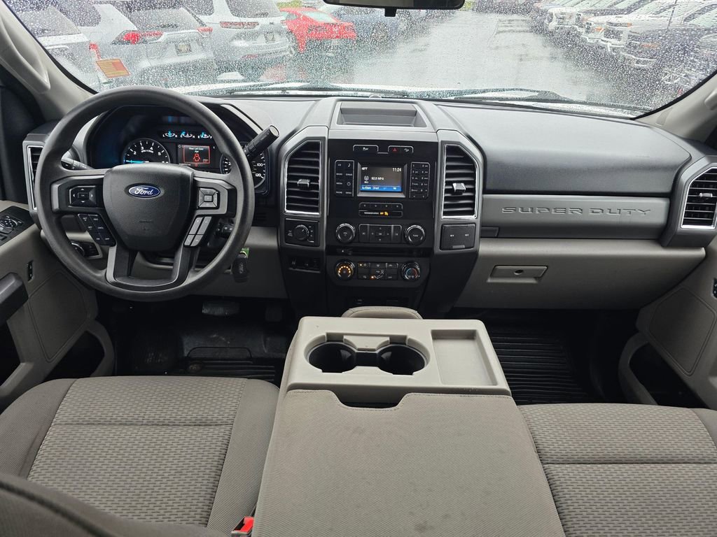 Used 2018 Ford F250 XLT w/ FX4 Off-Road Package image 13