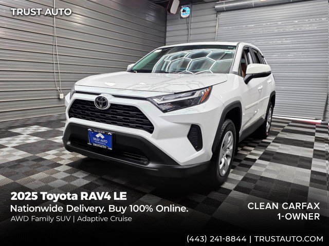 Used 2025 Toyota RAV4 LE AWD/4WD image 1