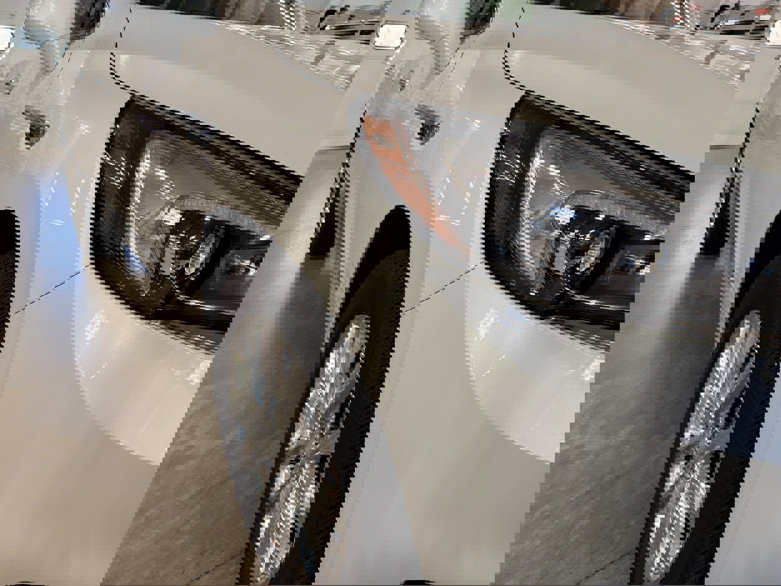 Used 2020 Buick Enclave Premium w/ Surround and Sites Package image 5