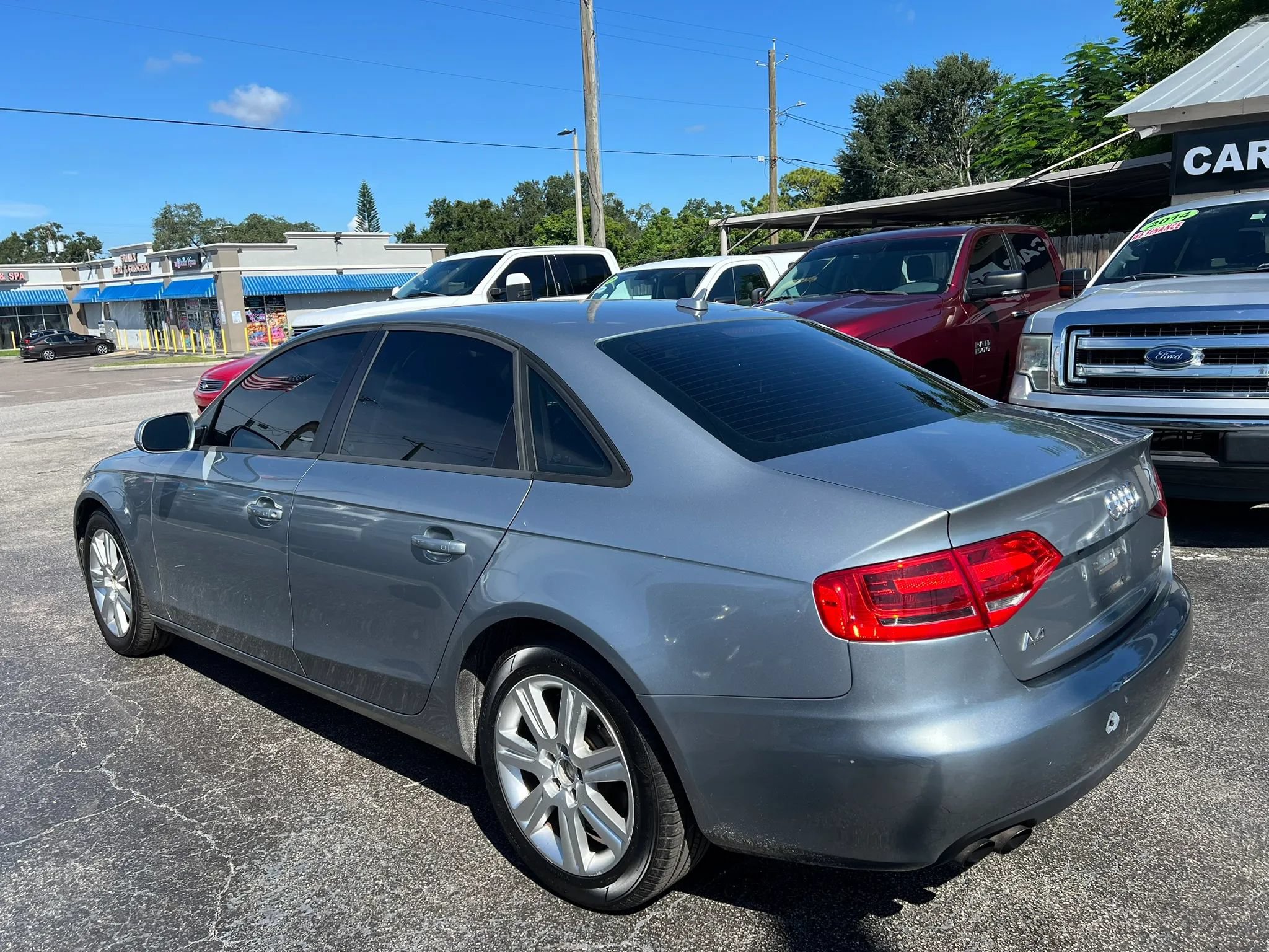 Used 2011 Audi A4 2.0T Premium FWD image 5