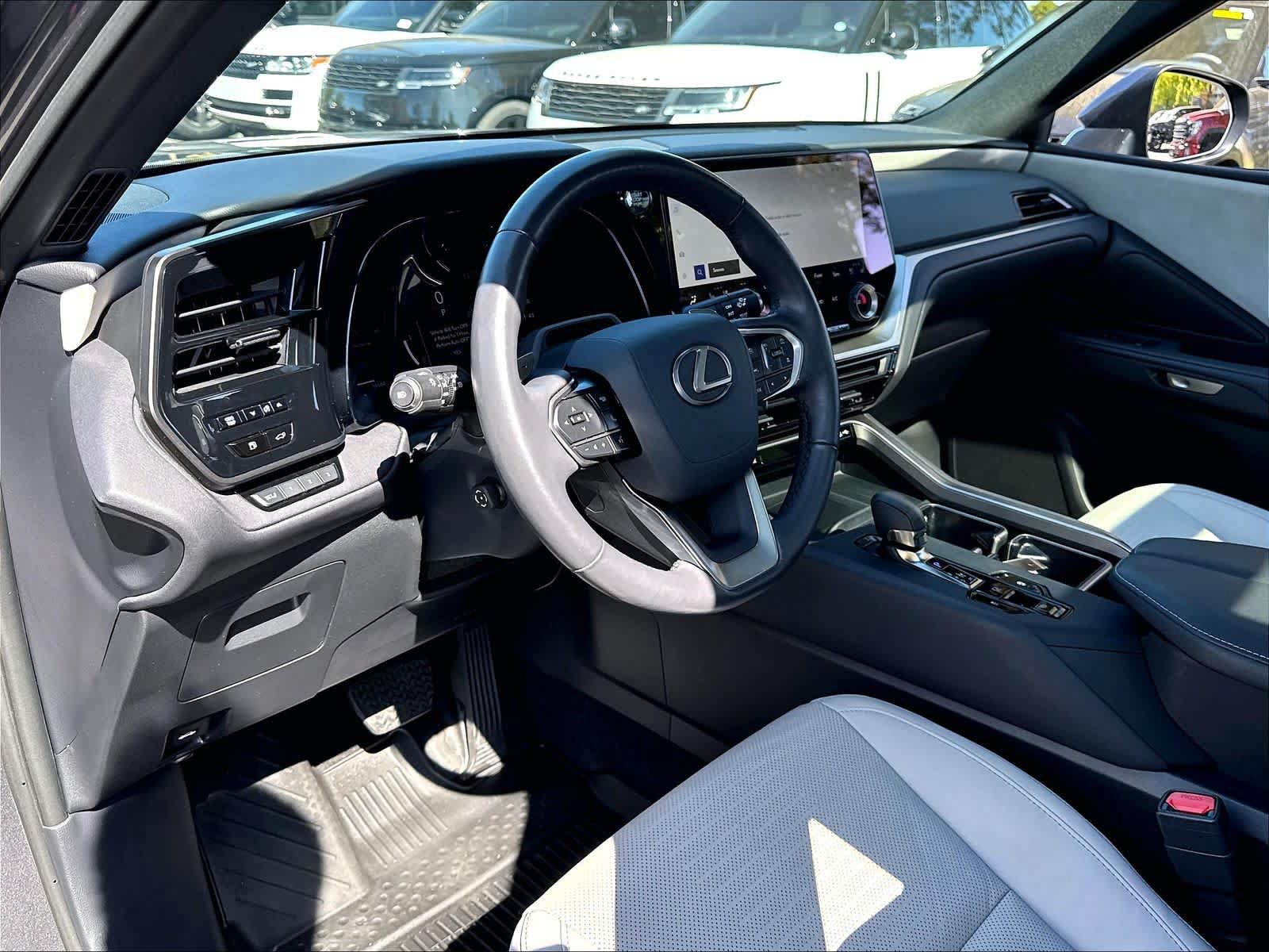 Used 2025 Lexus TX 350 FWD w/ Technology Package image 14