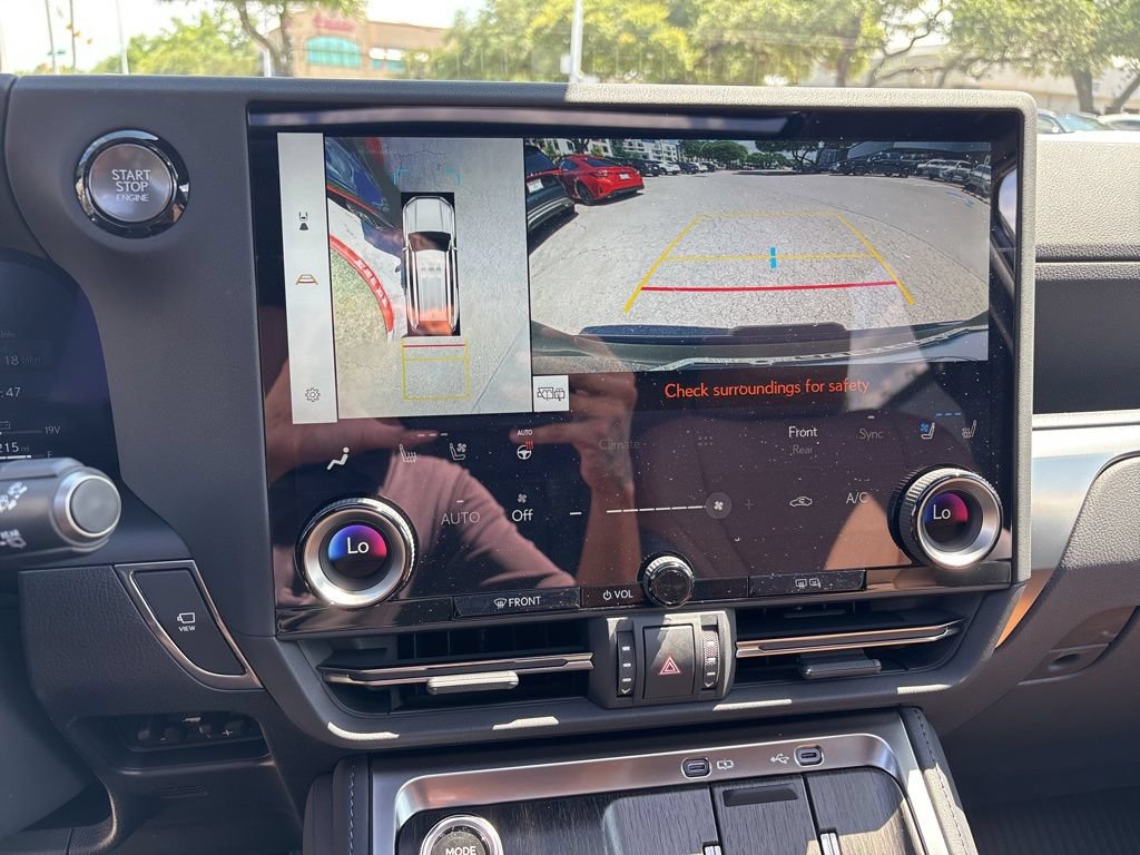 Certified 2026 Lexus GX 550 AWD/4WD image 17