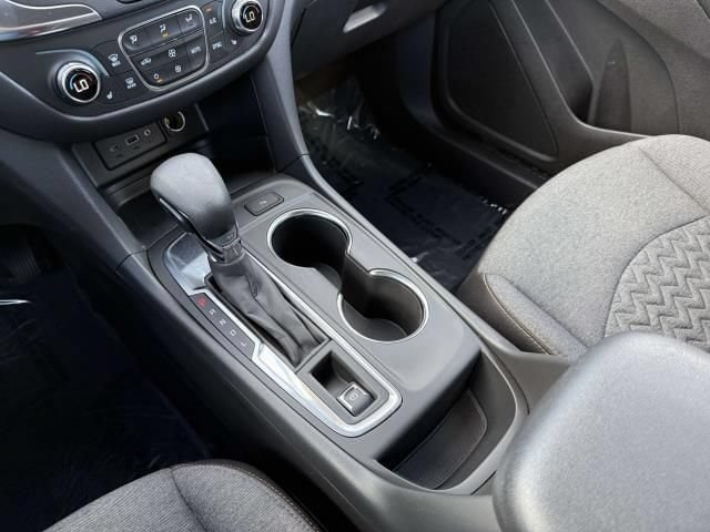 Used 2023 Chevrolet Equinox LT FWD image 28