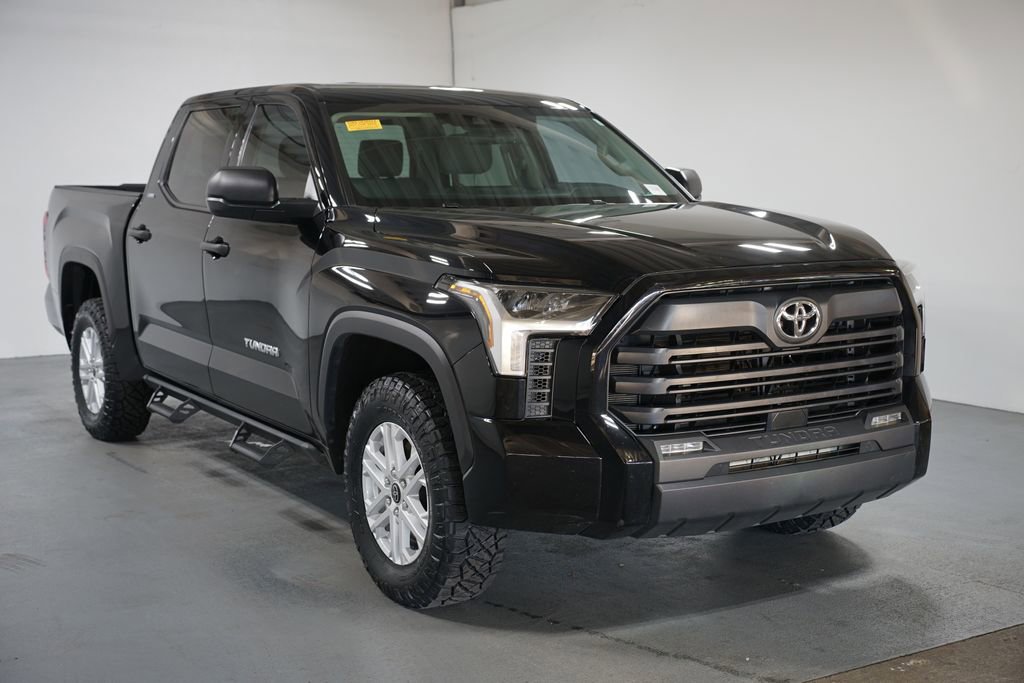 Used 2024 Toyota Tundra SR5 image 3