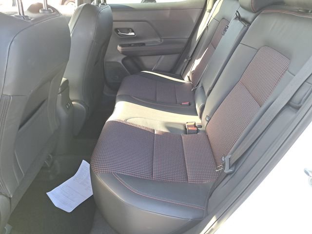 Used 2025 Nissan Kicks SR image 11