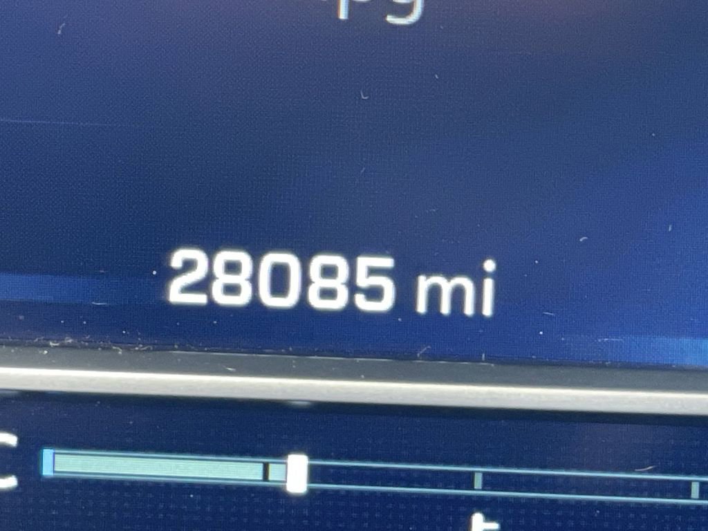 Used 2022 Chevrolet Silverado 1500 ZR2 w/ Technology Package image 23