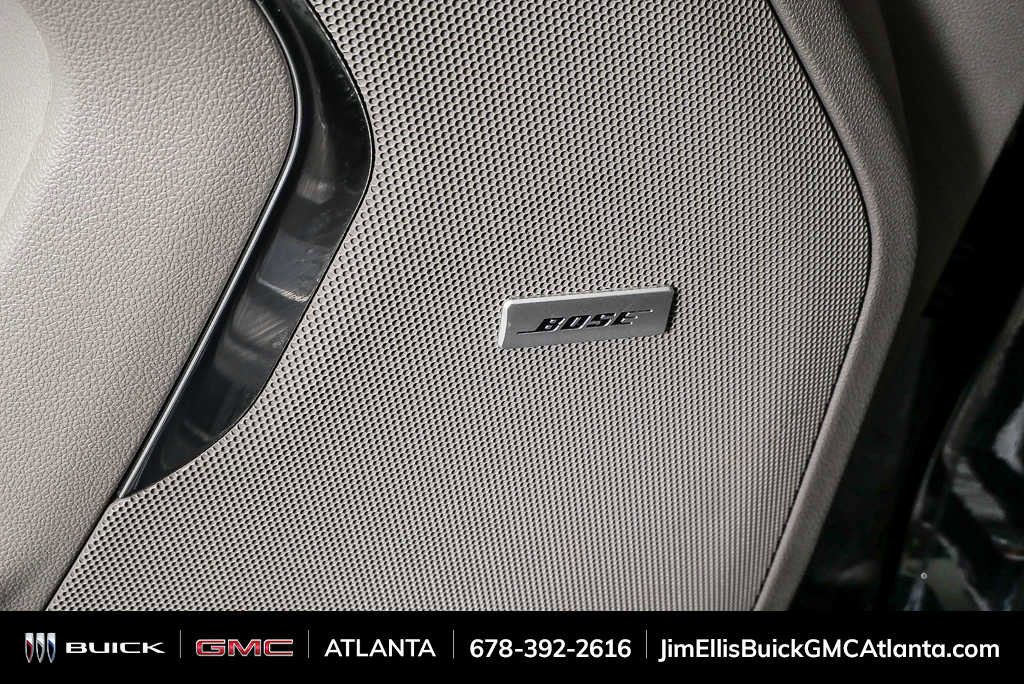 Used 2021 GMC Yukon SLT w/ SLT Premium Package image 7