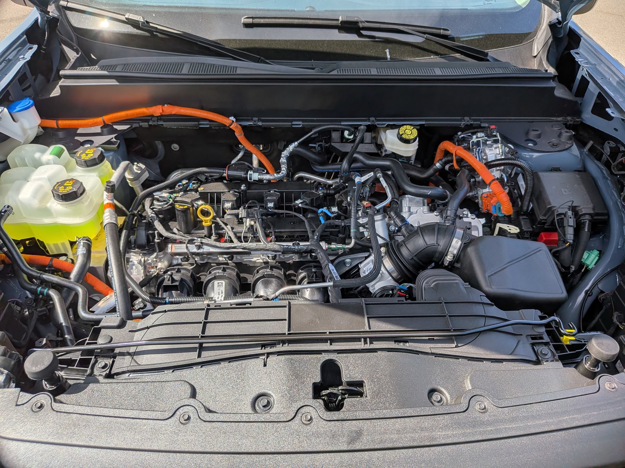 New 2026 Ford Maverick XLT w/ XLT Luxury Package FWD image 36