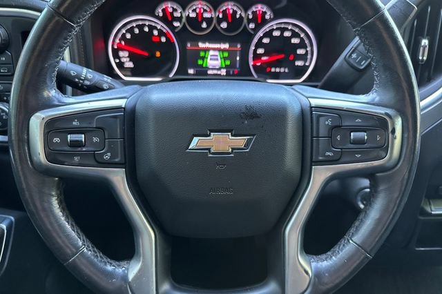 Used 2021 Chevrolet Silverado 1500 LT AWD/4WD image 22