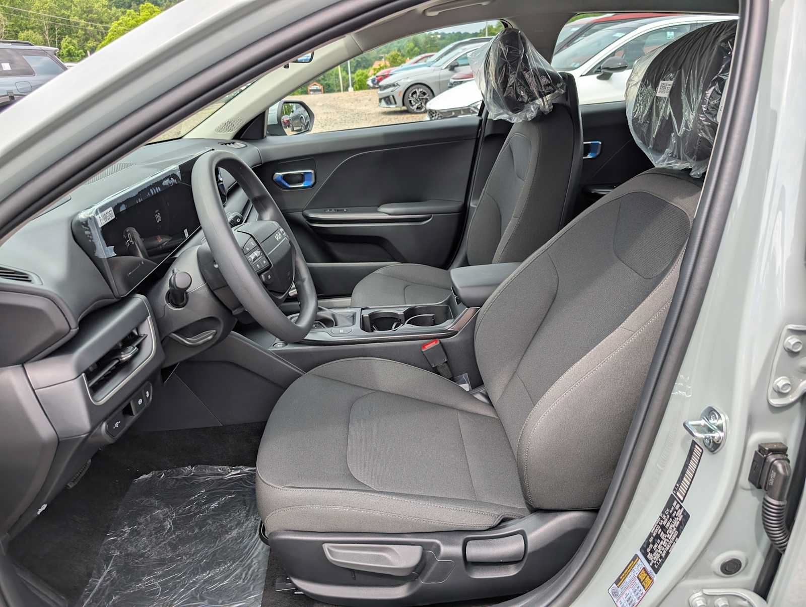 New 2026 Kia K4 FWD image 4