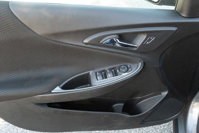 Used 2023 Chevrolet Malibu LT image 12