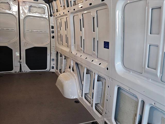 New 2025 Mercedes-Benz Sprinter 2500 image 11