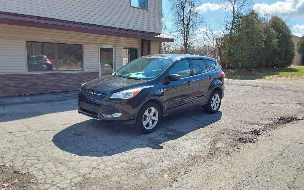 Used 2013 Ford Escape SE FWD image 2