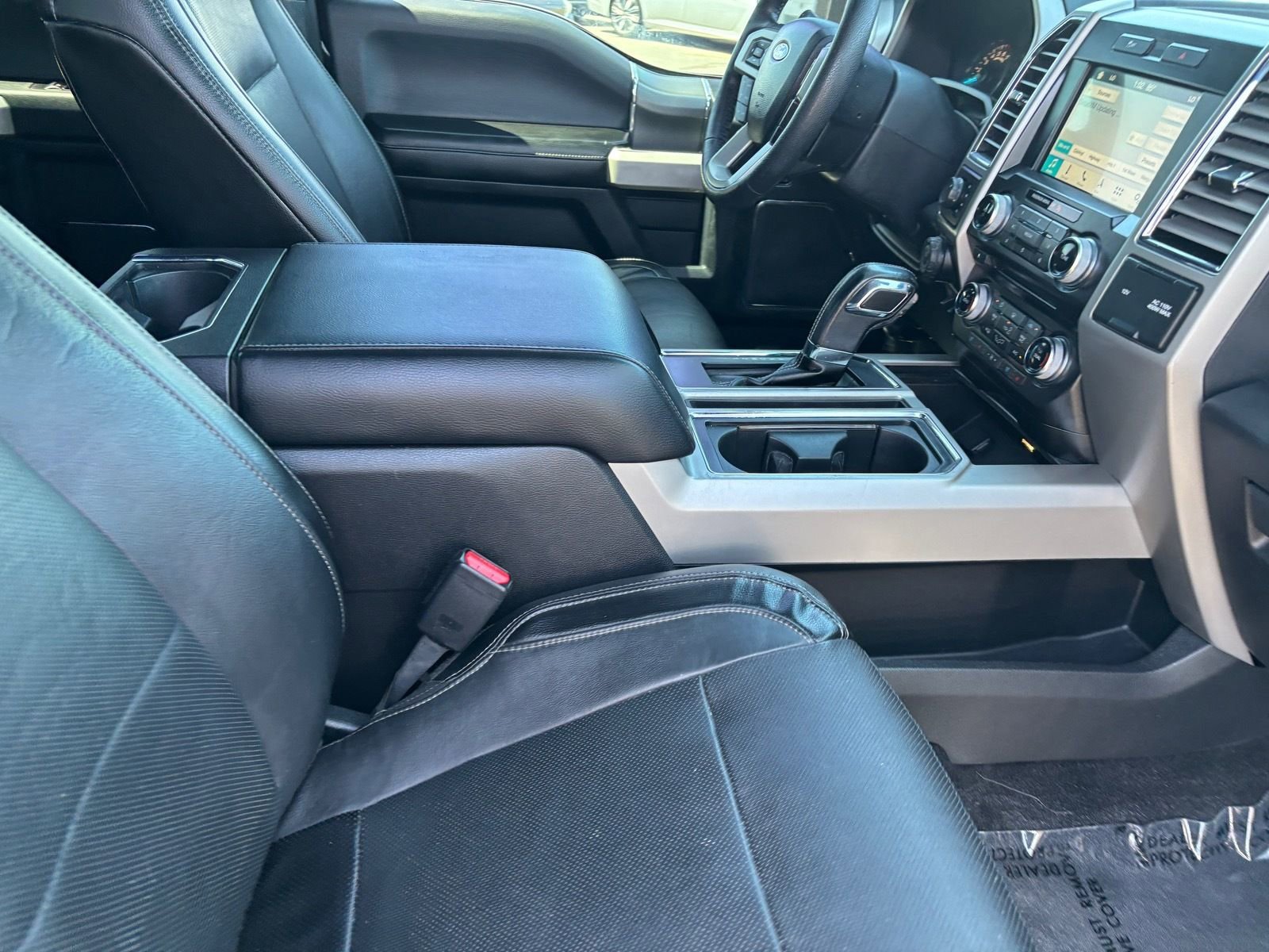Used 2016 Ford F150 Lariat w/ Equipment Group 502A Luxury image 14