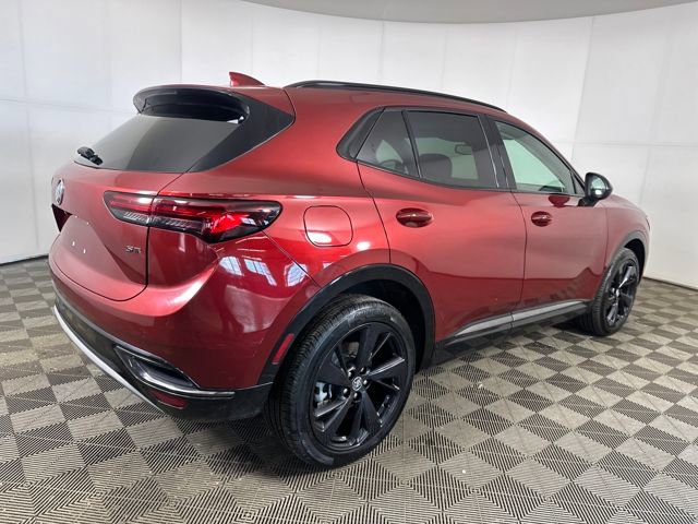 Used 2023 Buick Envision Essence w/ Sport Touring Package image 3