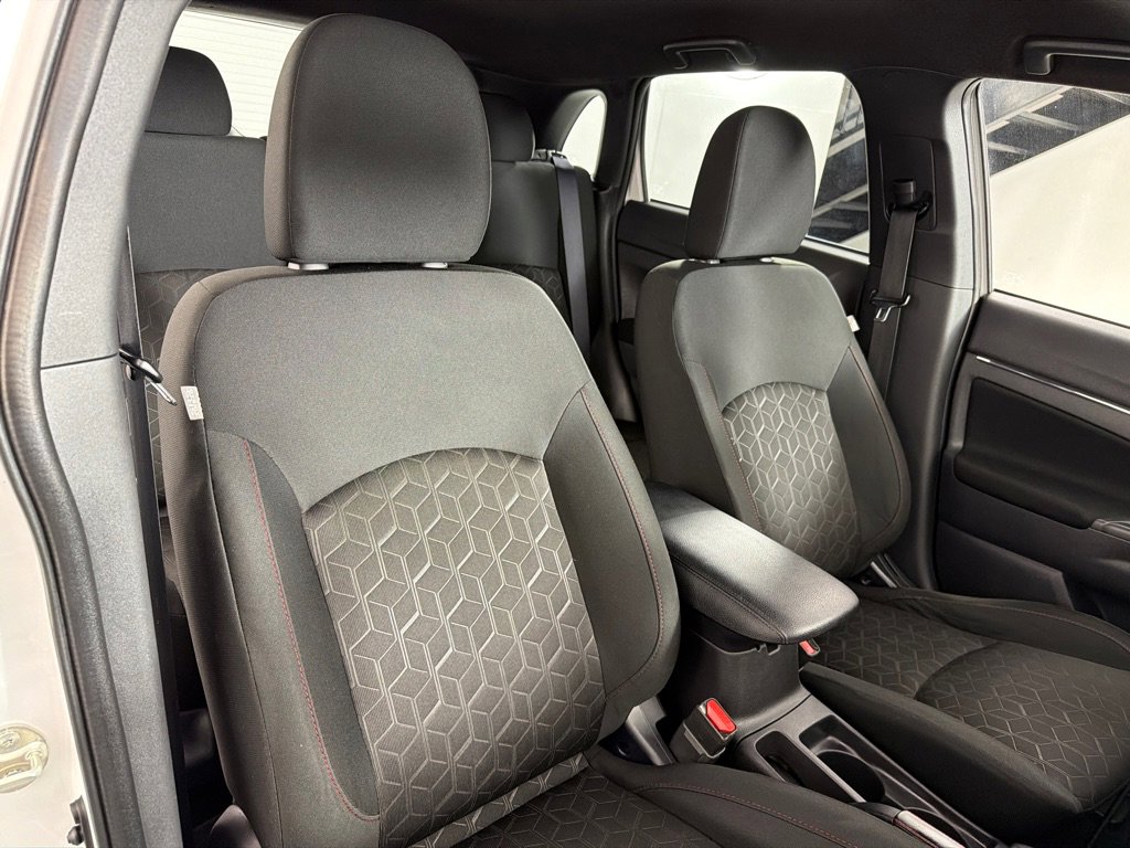 Used 2020 Mitsubishi Outlander Sport Black Edition image 23