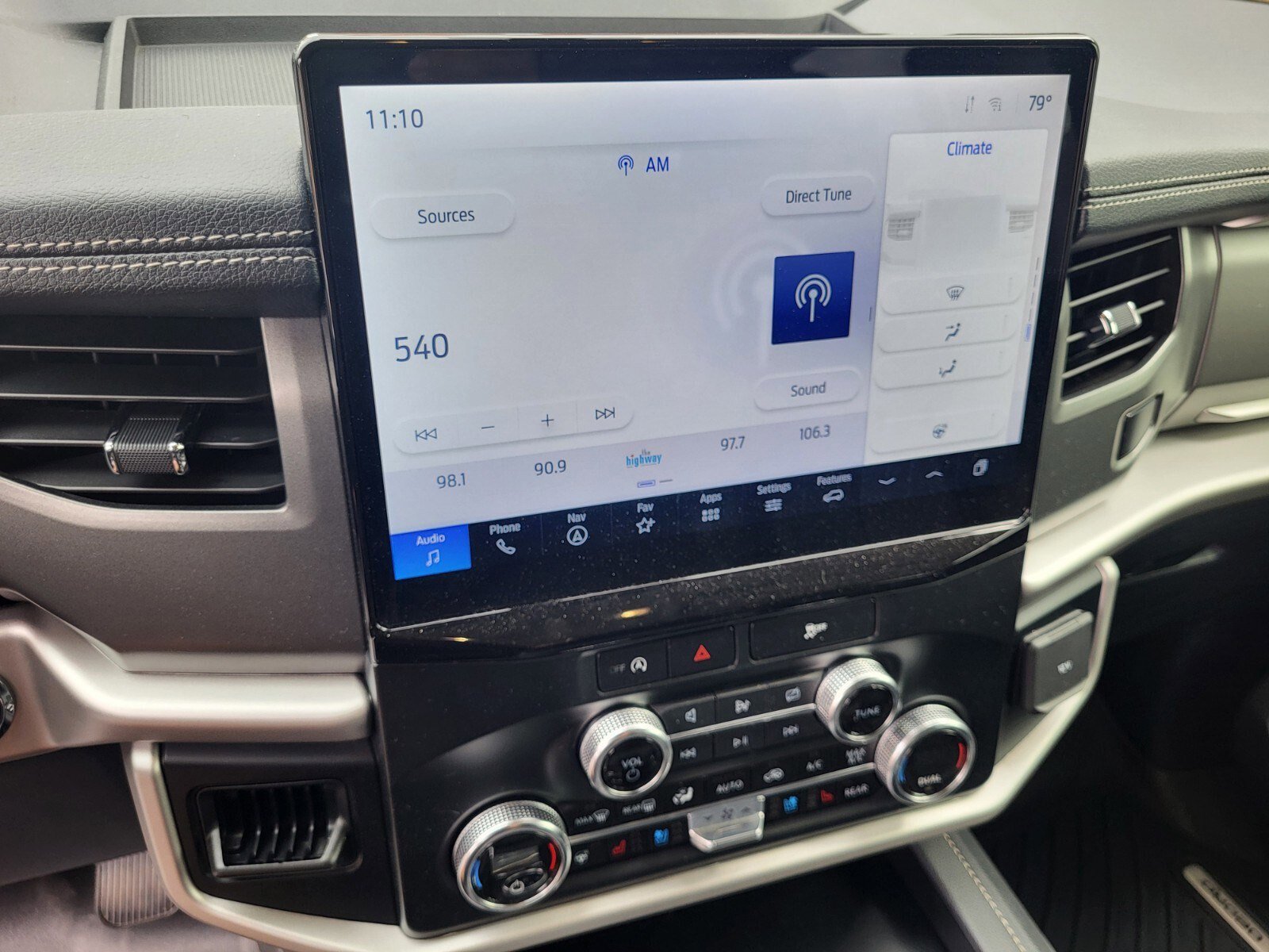 Certified 2023 Ford Expedition XLT image 20