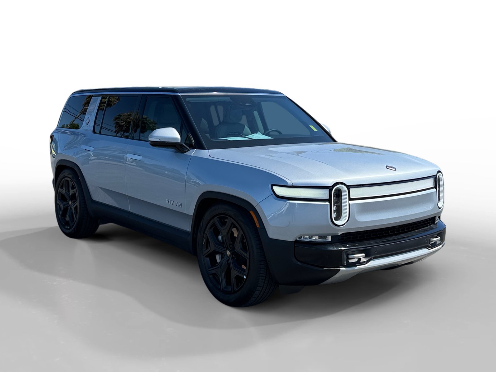 Used 2024 Rivian R1S Adventure Dual AWD/4WD image 7