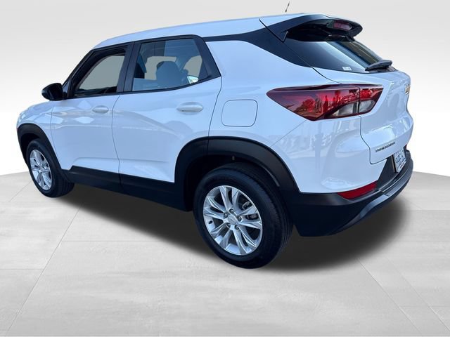 Certified 2023 Chevrolet TrailBlazer LS FWD image 3